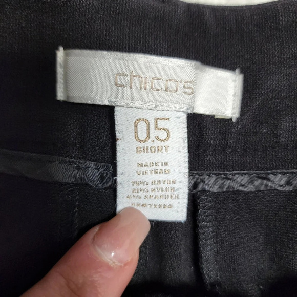 Chico's ponte trousers.   Size 0.5 (estimated woman's 6) - Picture 3 of 11